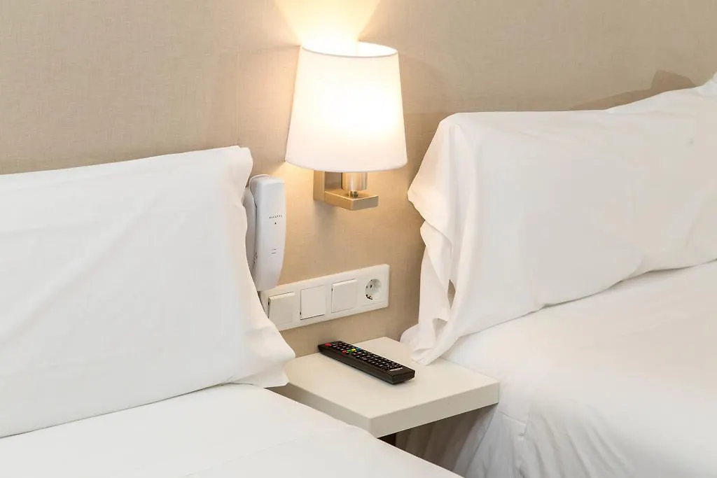 Hotel Bestprice Gracia Barcelona 0*,