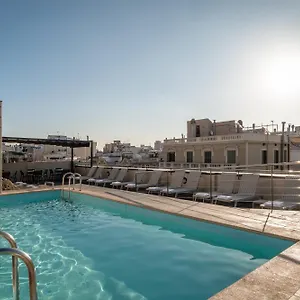 4* Szálloda Petit Palace Trencadis
